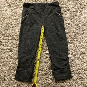 Athleta, Cropped Athletic Pant, Great Condition, Size Small